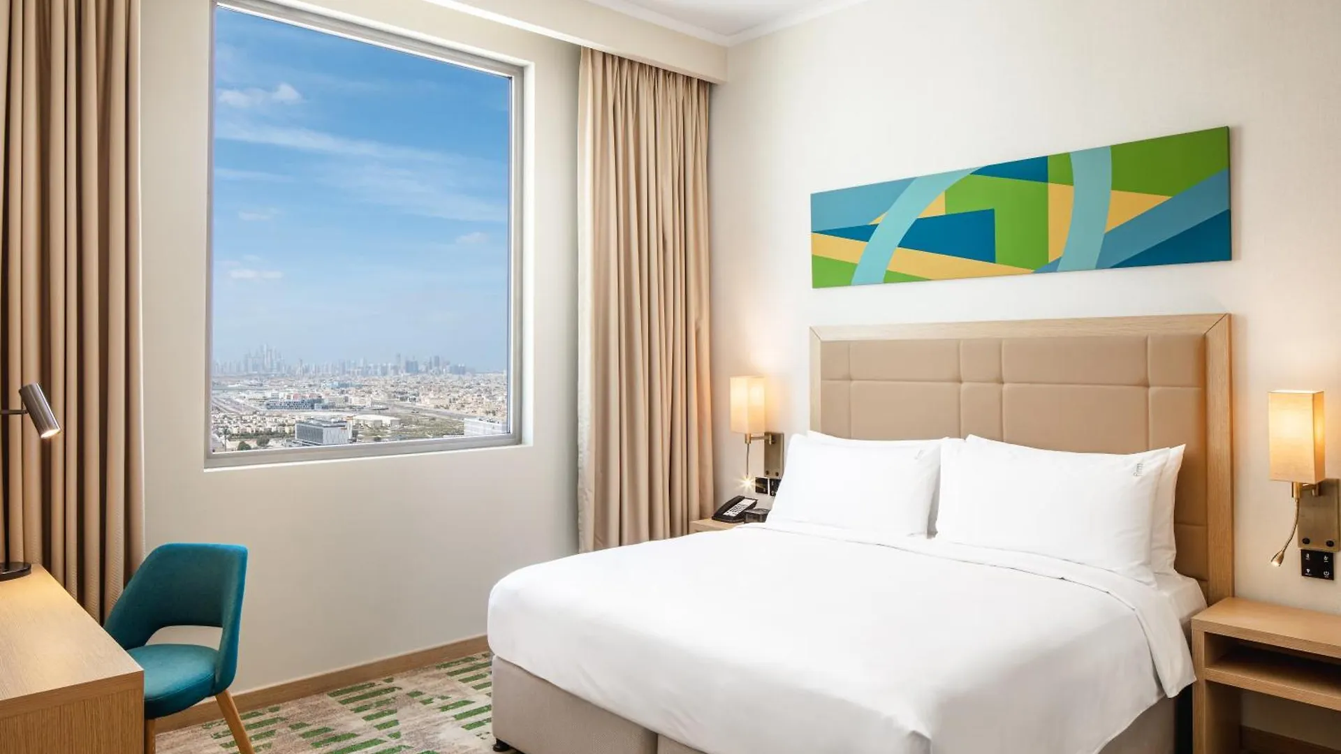 ****  Holiday Inn & Suites - Dubai Science Park, An Ihg Hotel الإمارات العربية المتحدة