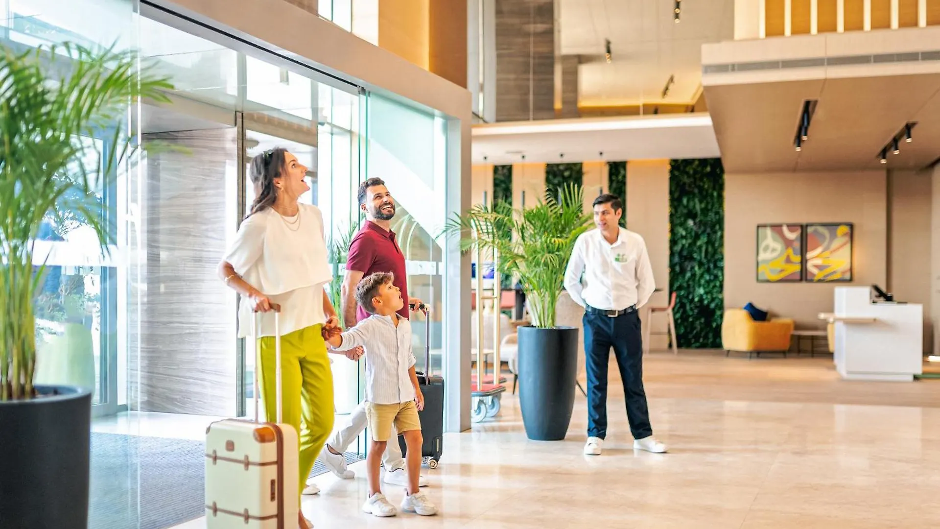 Holiday Inn & Suites - Dubai Science Park By Ihg 4*,  United Arab Emirates